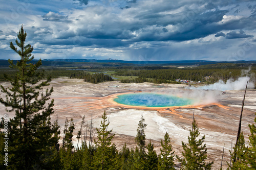 USA - Yellowstone NP  prismatic pool