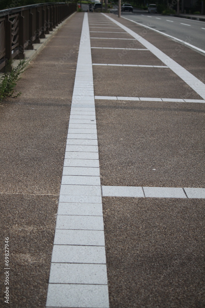 橋の歩道