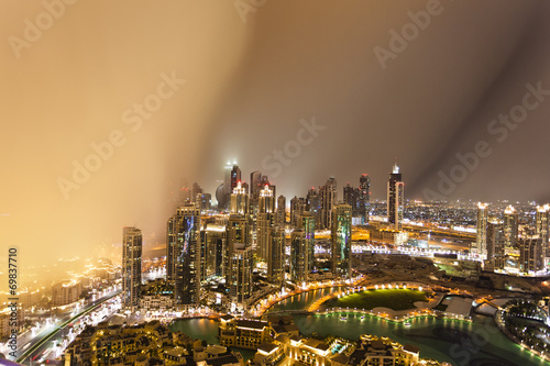 Dubai im Sandsturm photo