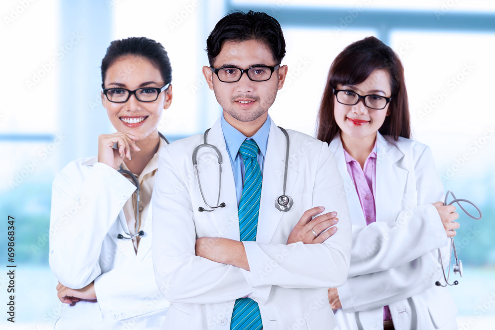 Fototapeta premium Three asian medical doctors