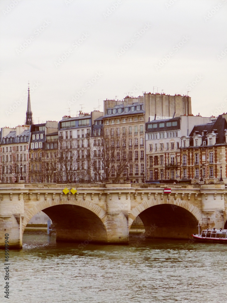 Naklejka premium Retro look Ile de la Cite Paris