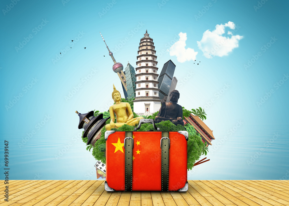 Naklejka premium China, China landmarks, travel and retro suitcase
