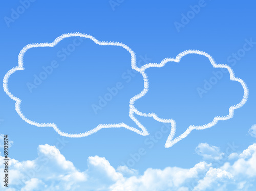 speech bubbles cloud shape