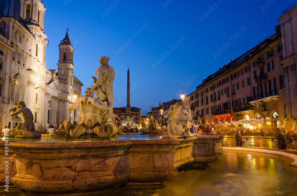 Piazza Navona by night, after sunset