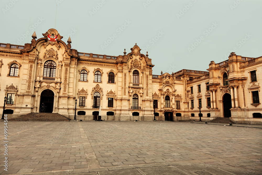 Fototapeta premium Palacio de Gobierno - Plaza Mayor, Lima, Peru