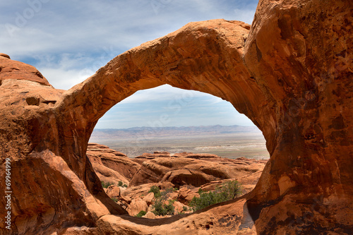 landscape seen through upper Double O Arch
