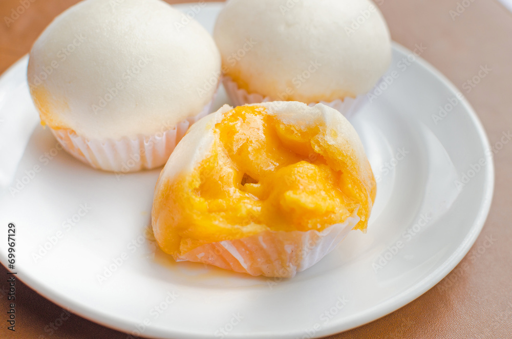 Close up Dim Sum in white dish Steamed Bow Close up Dim Sum in white dish Steamed Bow