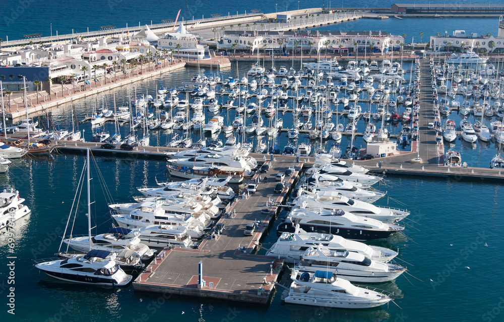 Harbour of Alicante, Spain - obrazy, fototapety, plakaty 