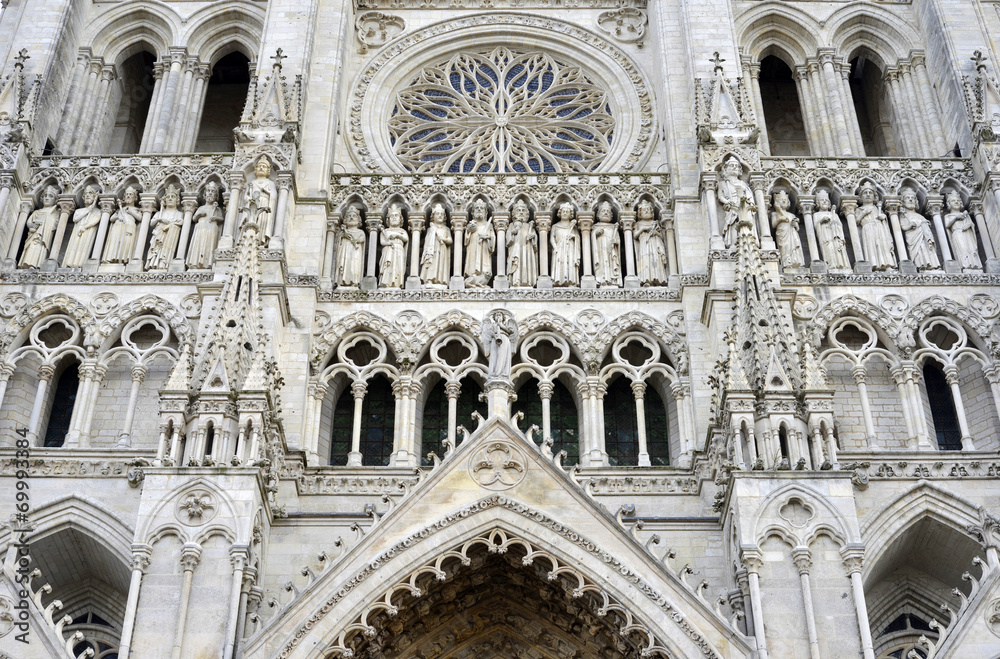 Basilika, Amiens Frankreich, detail West Fassade Basilika, Amiens Frankreich, detail West Fassade