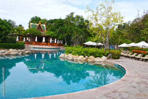 Swimming pool at luxury resort © Blanscape