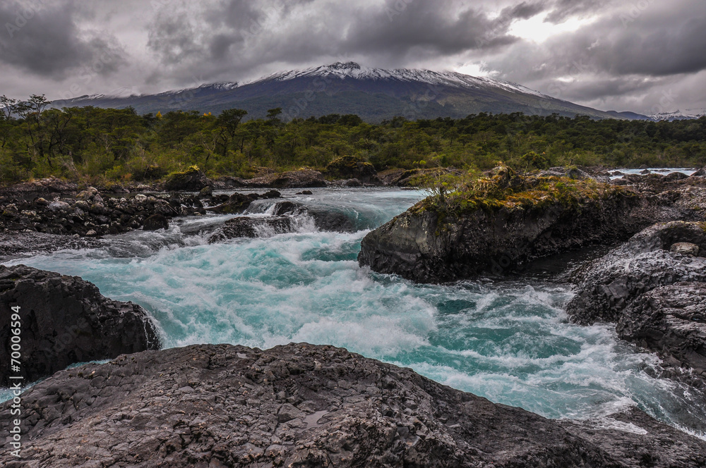 Fototapeta premium Pétrohué beautiful waterfalls with Osorno Volcano behind, Chil