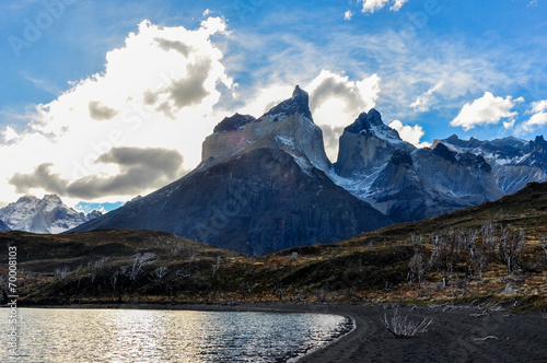 Parque Nacional Torres del Paine, Chile © brizardh