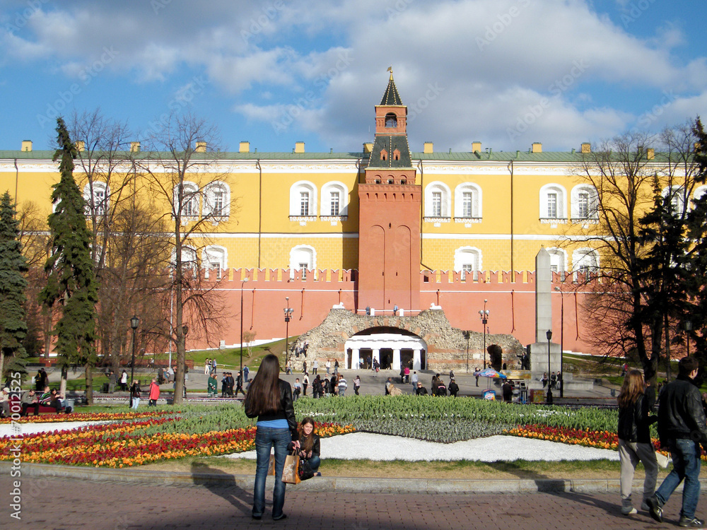 Obraz premium Moscow Kremlin Middle Arsenalnaya Tower 2011