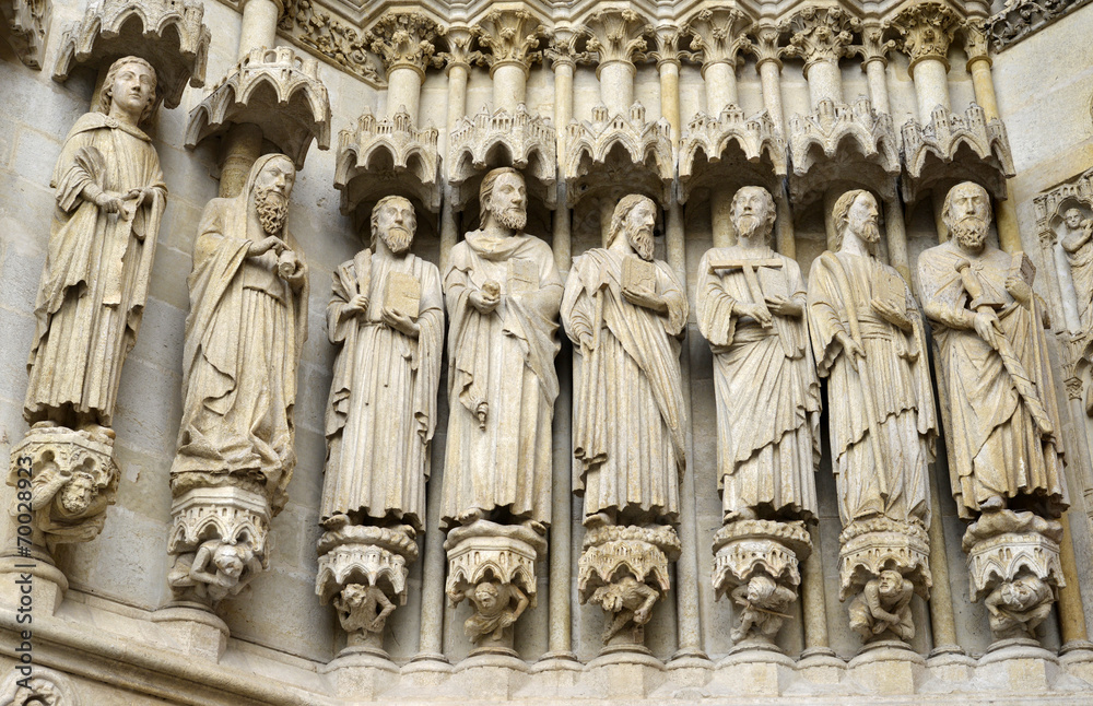 Kirchenapostel an Kathedrale von Amiens