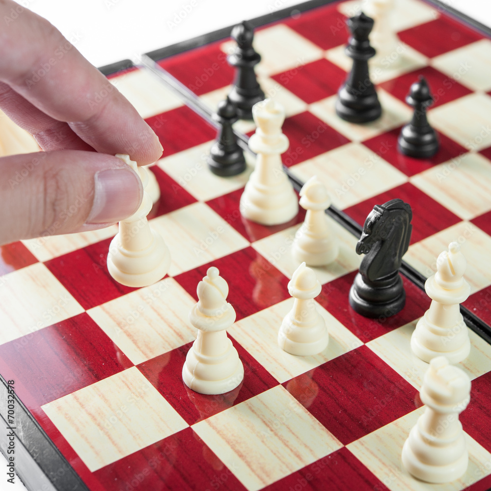chess game competition on decision making in game problem solvin