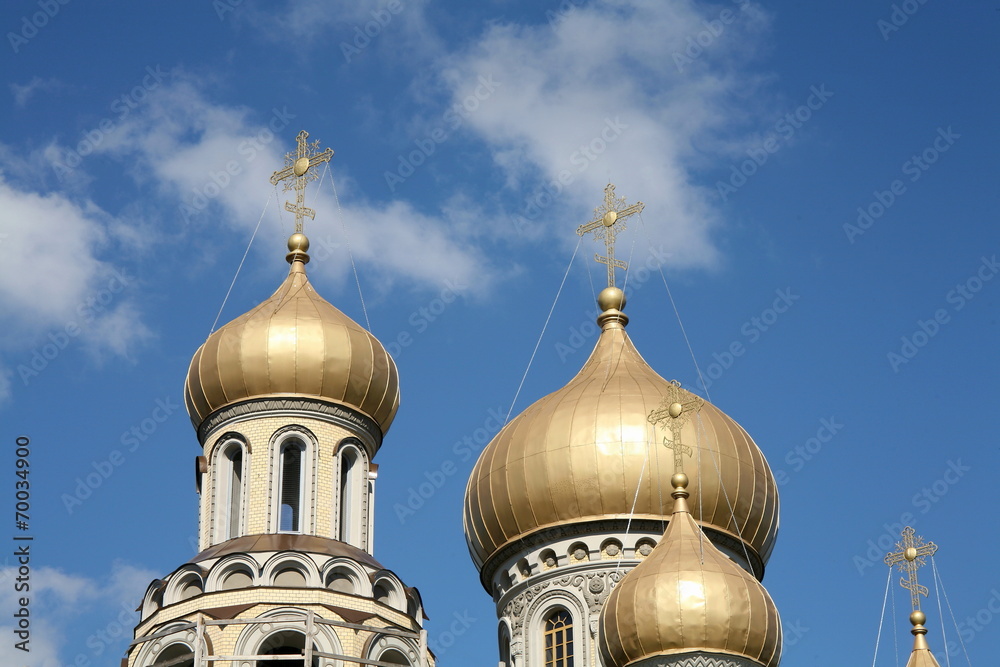 Romanov church domes