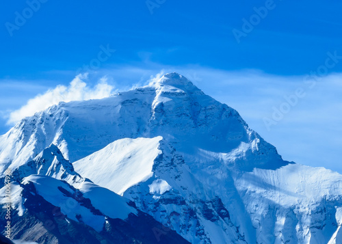 Mount Everest © jasonyu