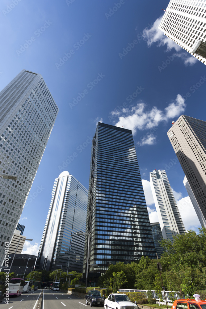 新宿の高層ビル街