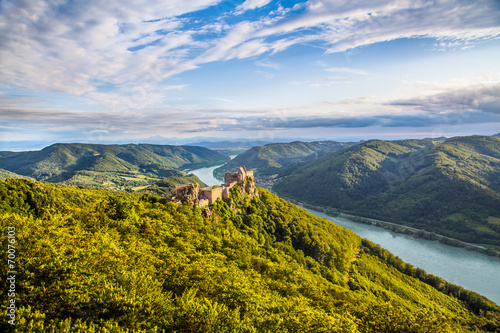 Obraz na płótnie Wachau landscape with Danube river and old castle, Austria w salonie