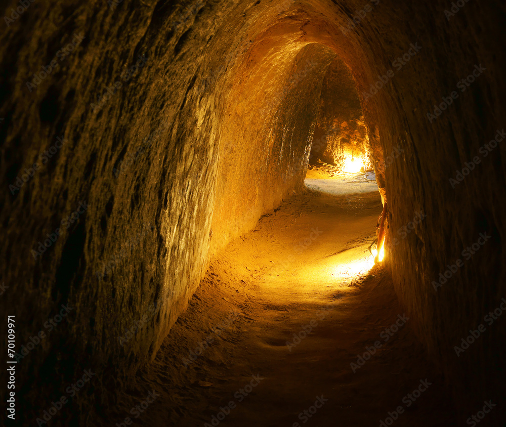 Naklejka premium Tunel Cu Chi z podziemnym wykopanym