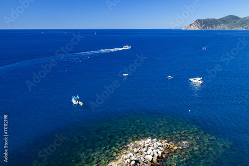 cinque terre sea