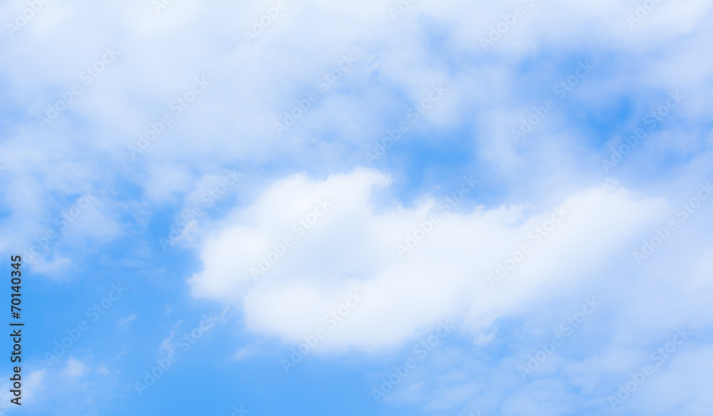 blur white cloud and blue sky background image