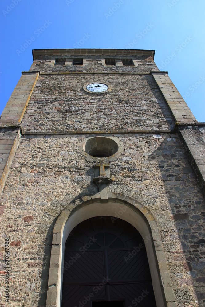 Clocher de l'église de Voutezac (Corrèze)