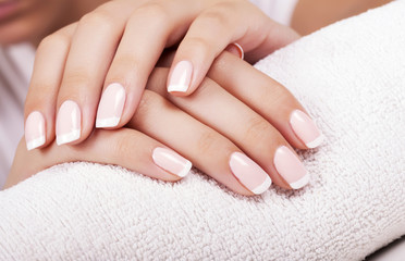 Stickers Manicure Elegante Franse manicure close-up  © Vladimir Sazonov