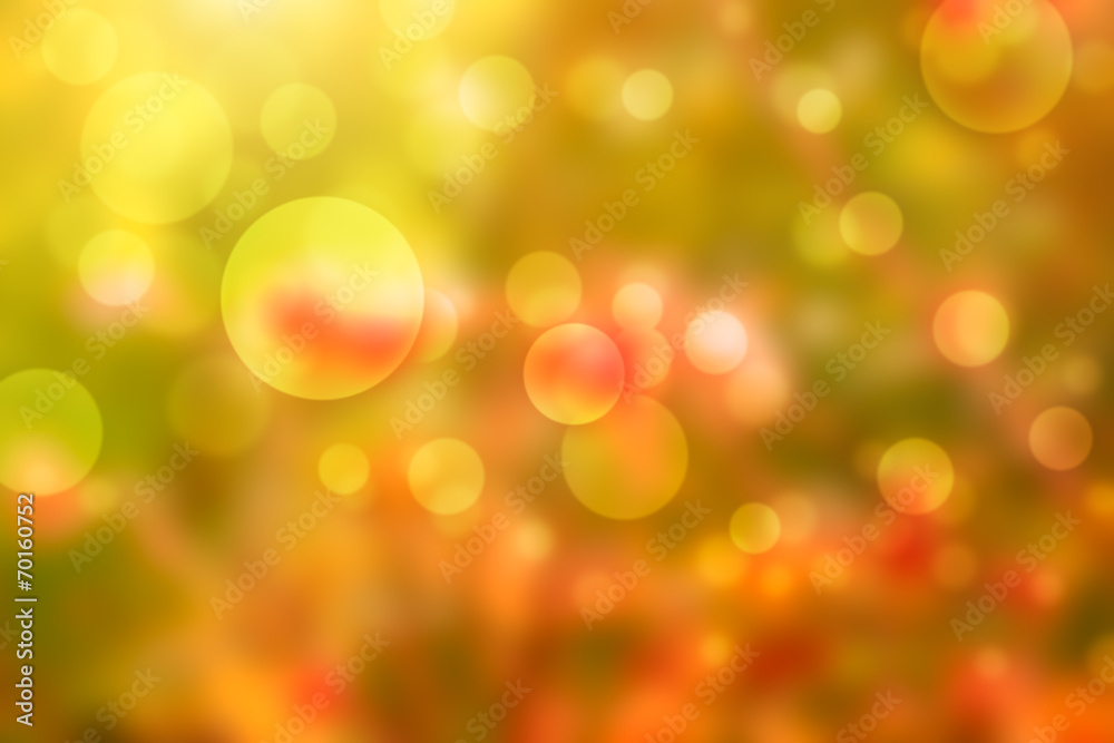 Obraz premium Autumn background with beautiful bokeh