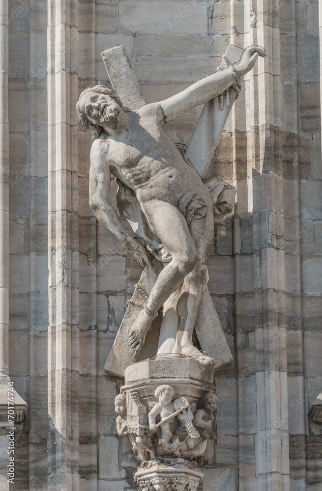 Monuments at facade of the Cathedral of Milano, Duomo di Milano,