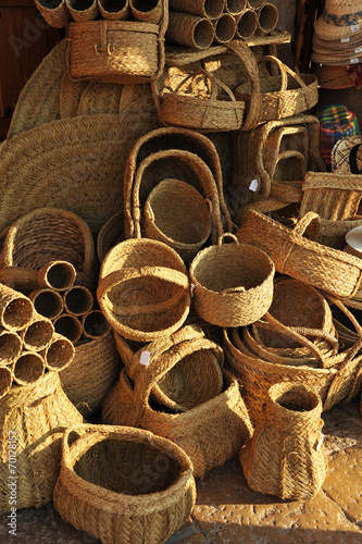 Artesanía española, objetos de esparto photo