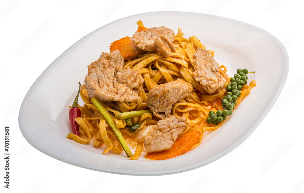 Fried noodles with pork