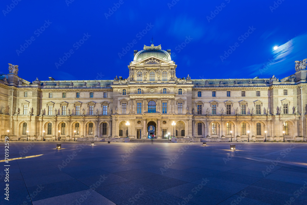 Obraz premium Louvre Museum in Paris, France