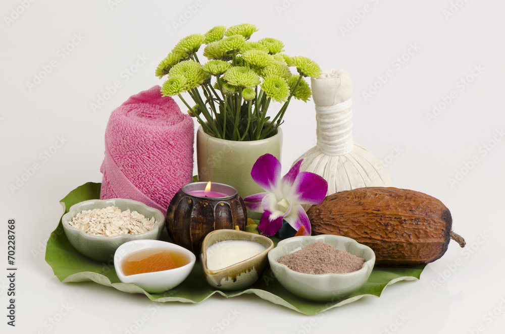 Mask with cocoa (powder), honey, yogurt and oatmeal. Mask with cocoa (powder), honey, yogurt and oatmeal.