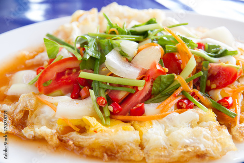 Spicy fried egg salad