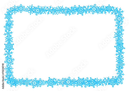 Rahmen aus blauen Schneeflocken – Vektor / Querformat