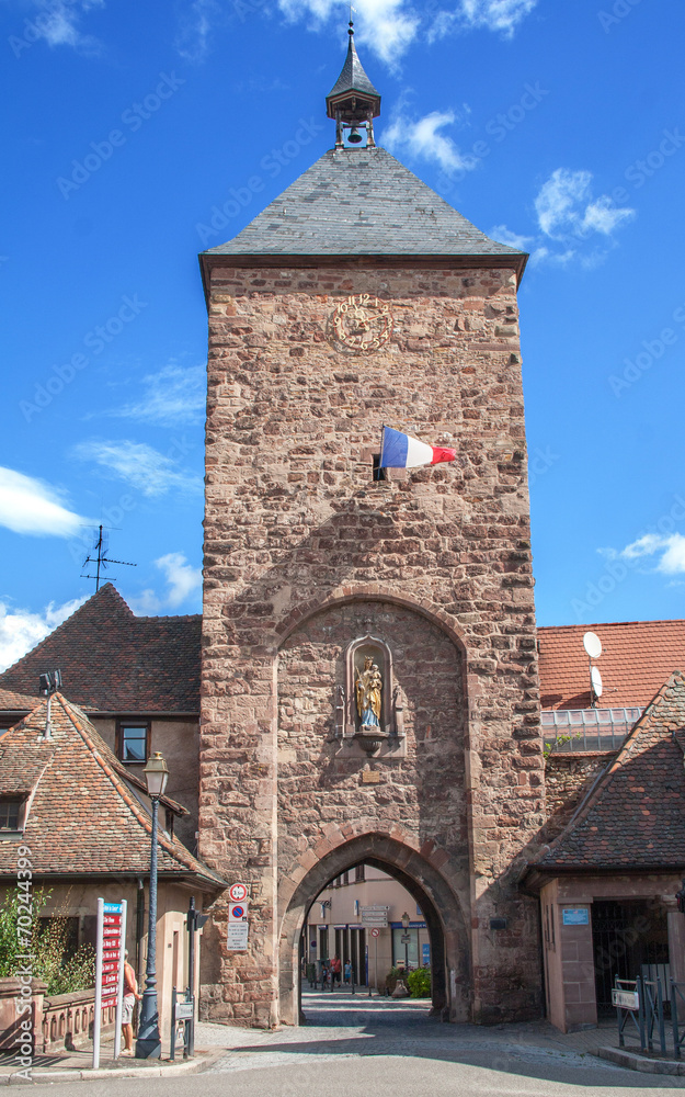 Fortification, la Porte des Forgerons à Molsheim, Alsace Fortification, la Porte des Forgerons à Molsheim, Alsace