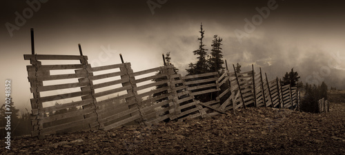 Φωτογραφία Old fence on Mt Washington
