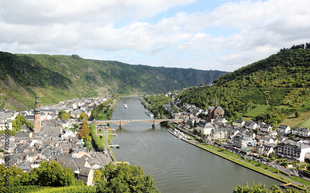 Fototapeta premium Cochem region at the heart of romantic Moselle Valley, Germany.