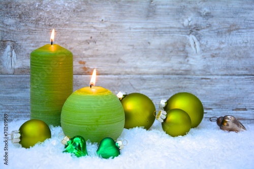 grüne Weihnachtsdekoration
