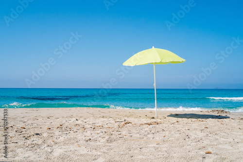Beach umbrella © Elisa Locci