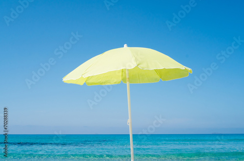 Beach umbrella © Elisa Locci