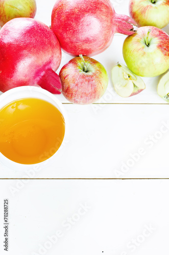 apples, honey and pomegranates, traditional food for the Jewish