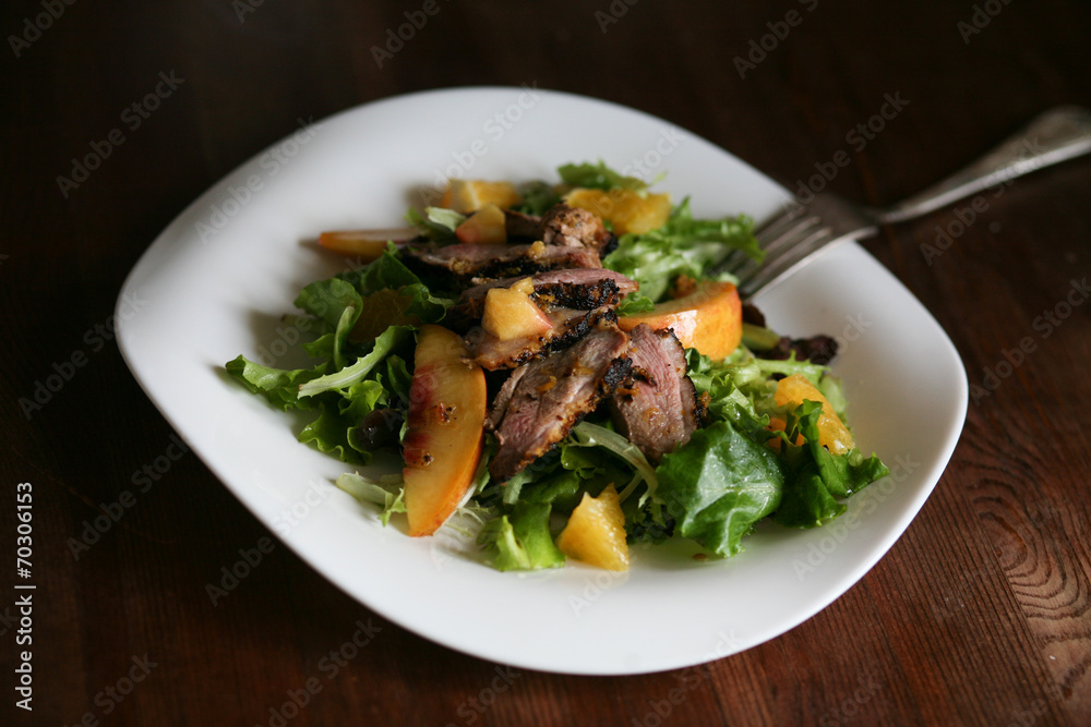 Salad with roasted duck breast and orange Salad with roasted duck breast and orange