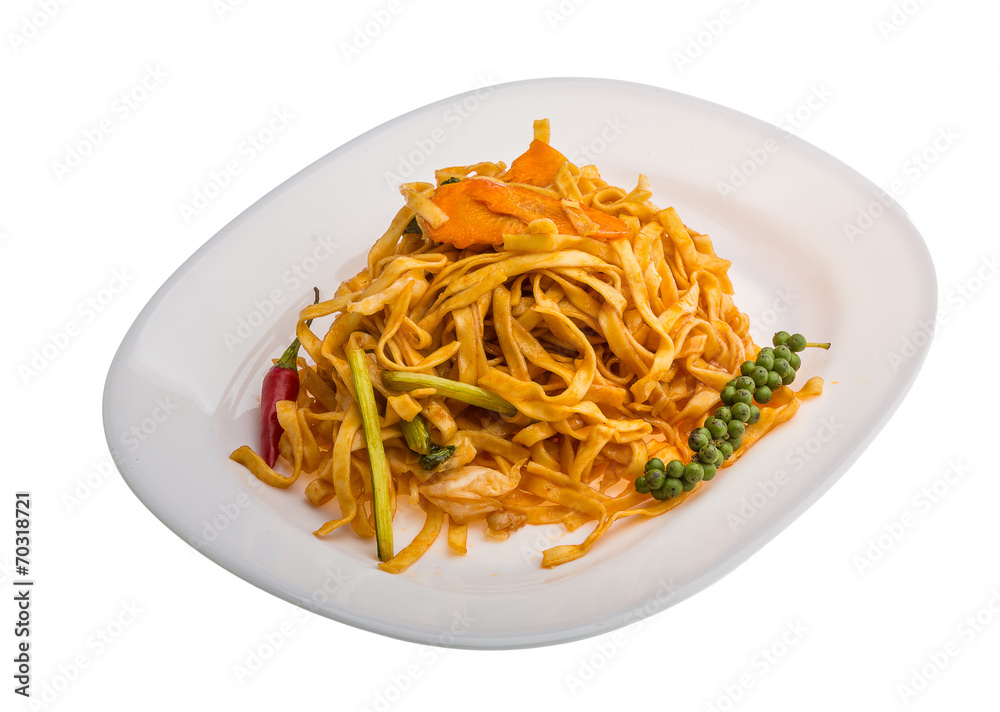 Fried noodles with vegetables