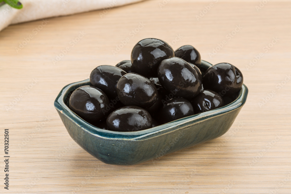 Black olives Black olives