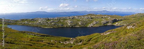 Lough Akeen auf dem Sheaps Head, Irland photo