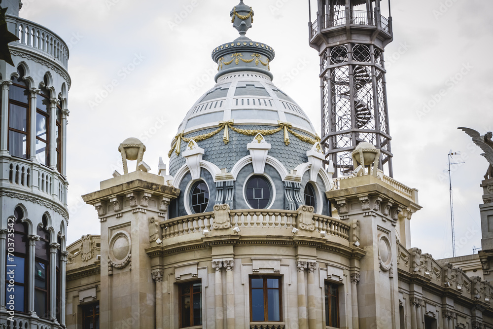 Fototapeta premium tower with cupola, architecture tipical Spanish city of Valencia