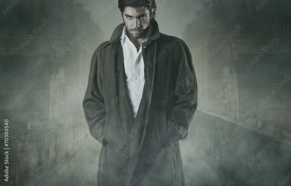 Fototapeta premium Vampire in the fog