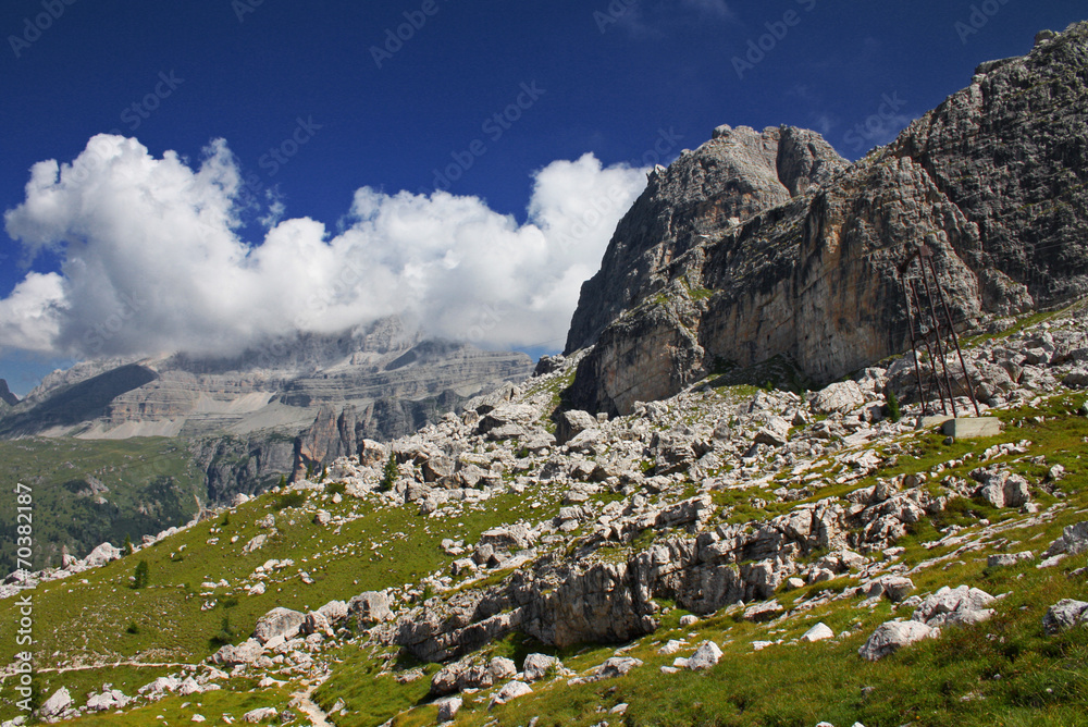 Fototapeta premium ALTA MONTAGNA SULLE DOLOMITI IN TRENTINO